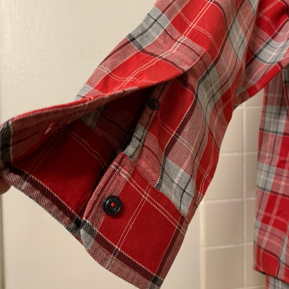 Shirt - Picture 6 of 7